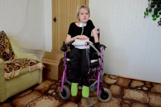 Для кам’янчанки, підключеної до апарата штучної вентиляції легенів, придбали життєво необхідне обладнання
